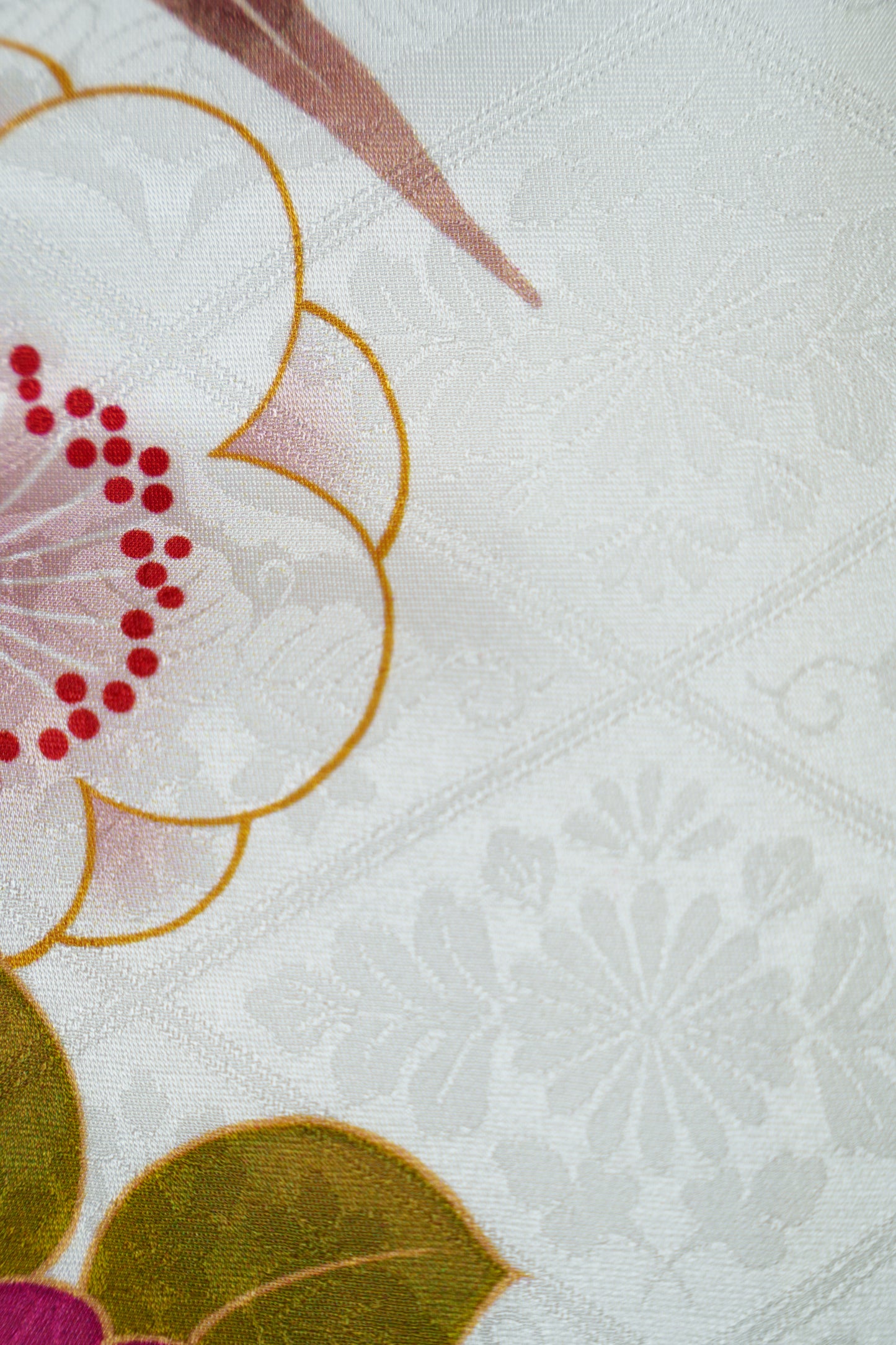 白赤染め分け 菊 正絹振袖【895】