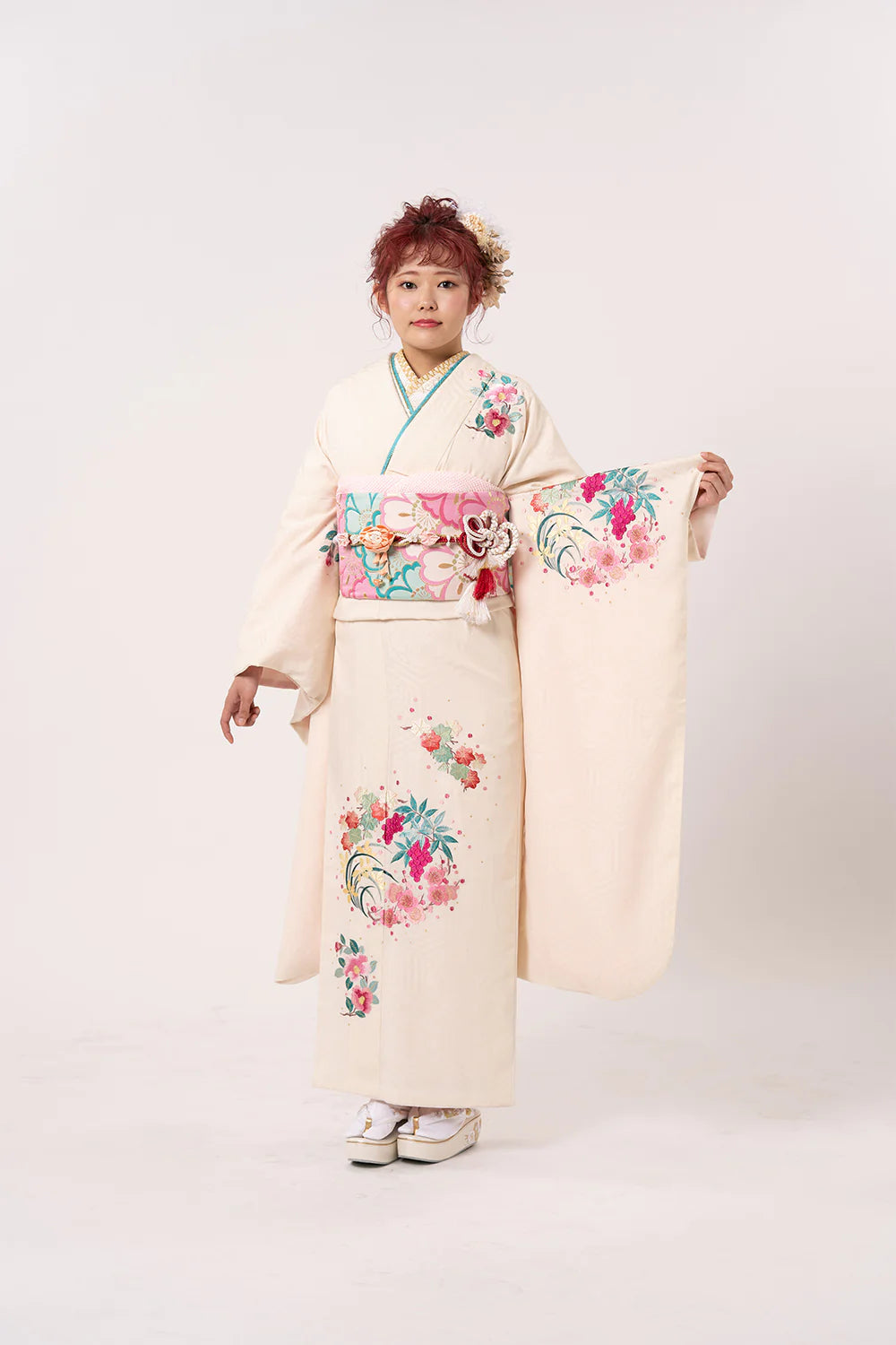 訳あり】振袖 ピンク桜柄 刺繍糸 訳あり】振袖 ピンク桜柄 刺繍糸