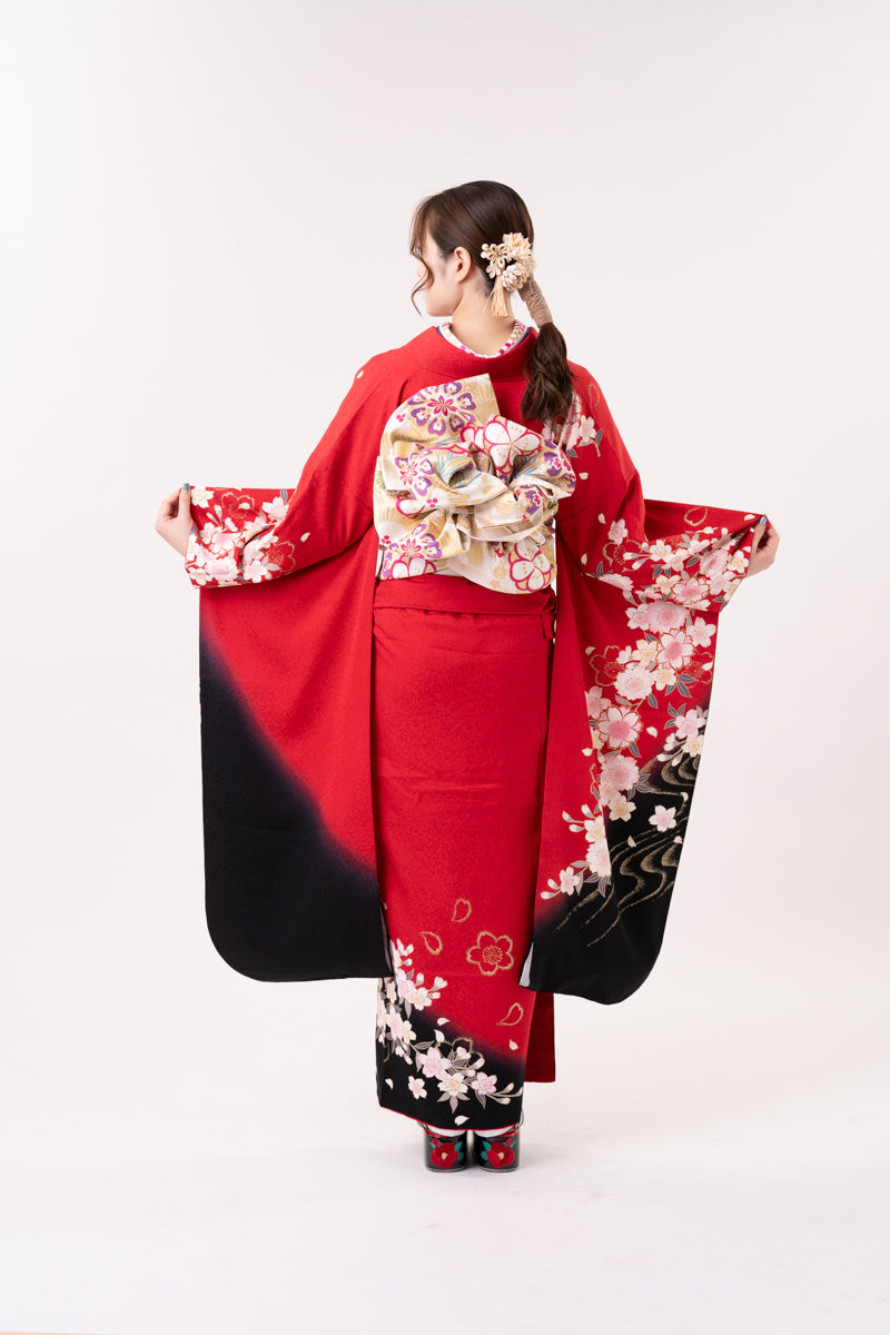 赤地 裾黒ピンク桜に流水柄 正絹振袖【136】 – SAKURA TOKYO