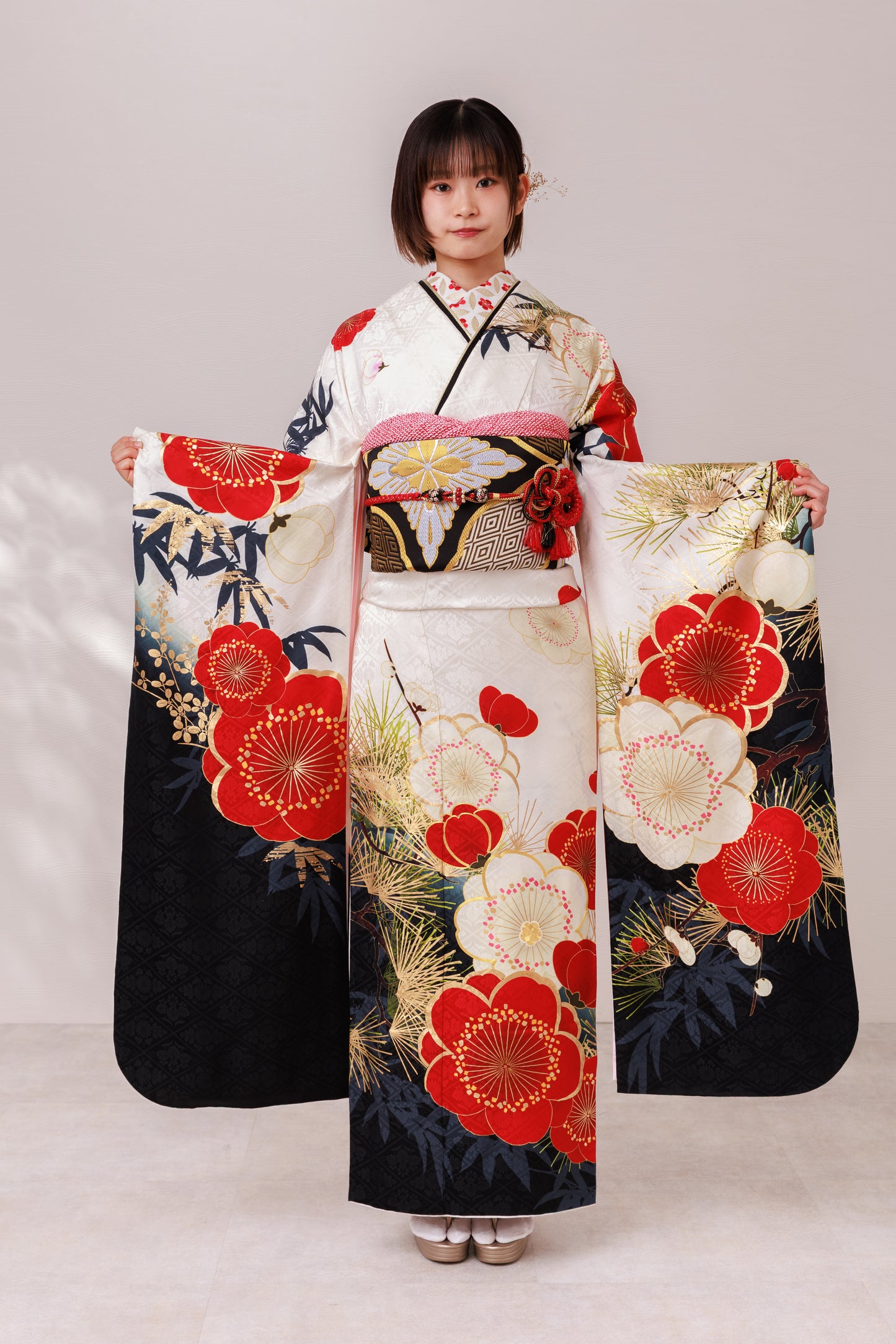 白地　赤白梅　正絹振袖【859】