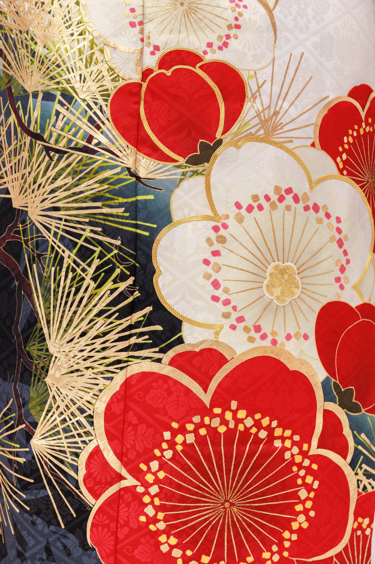 白地　赤白梅　正絹振袖【859】