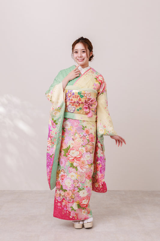 パステルグリーン　牡丹・菊・桜　正絹振袖【867】