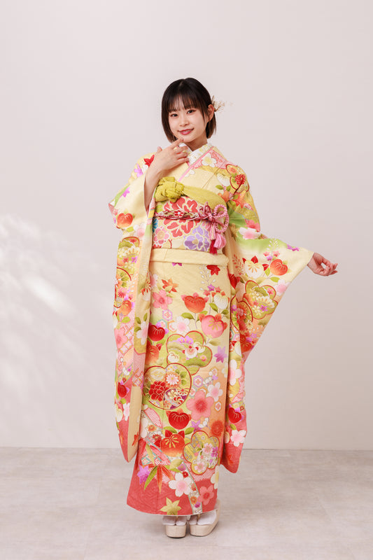 クリーム地　梅　橘　正絹振袖【874】