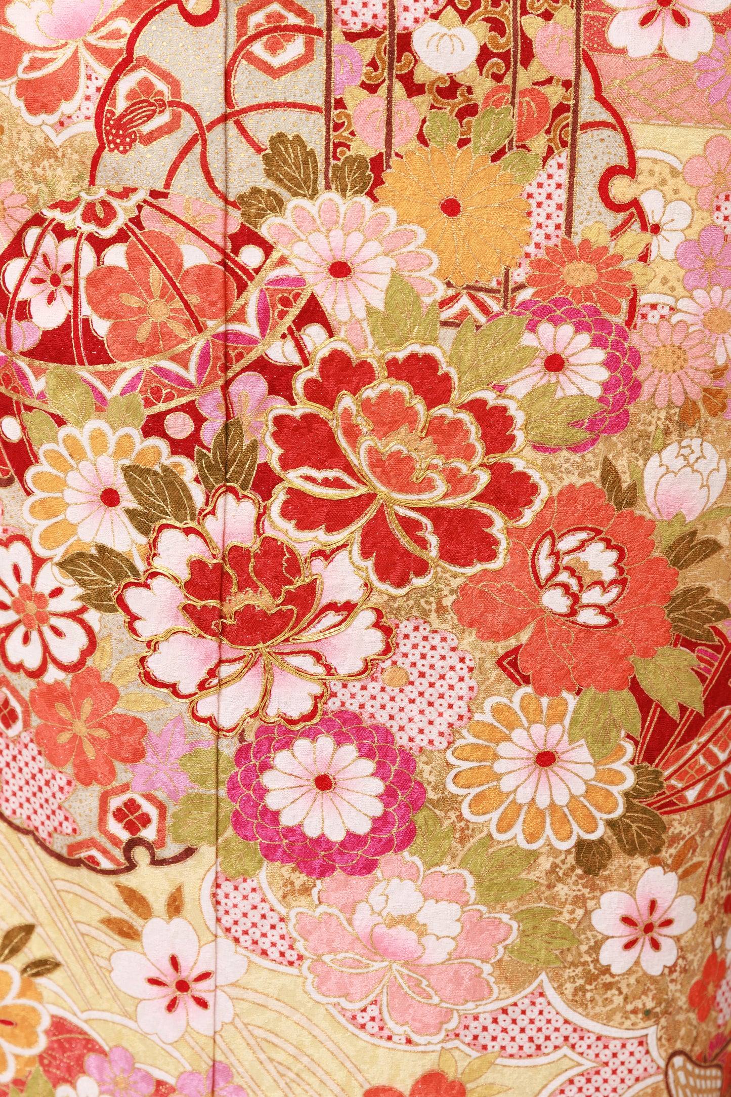 クリーム地　牡丹貝桶　正絹振袖【875】