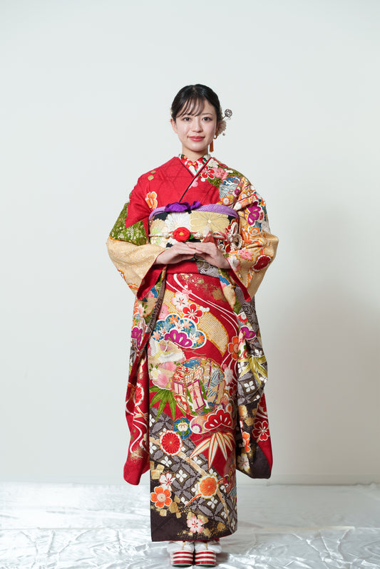 赤地　雪輪　松竹梅　正絹振袖【906】