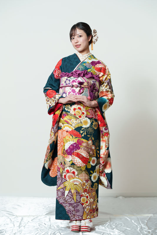 青緑地　菊　正絹振袖【899】