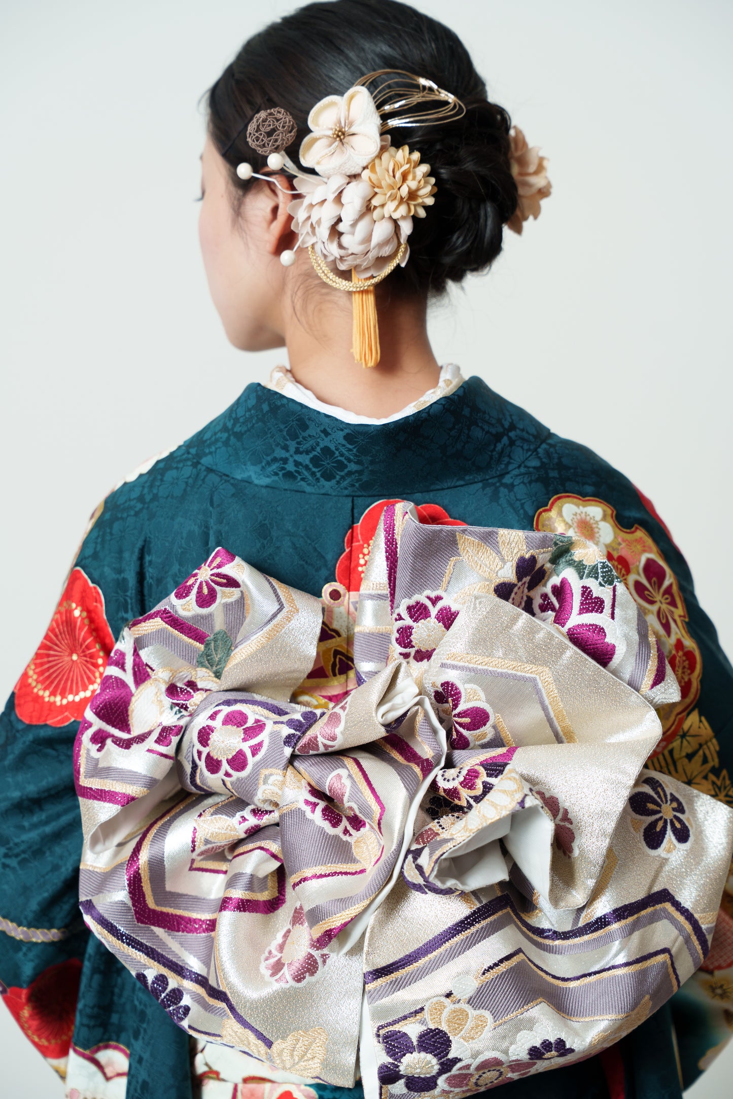 青緑地　菊　正絹振袖【899】