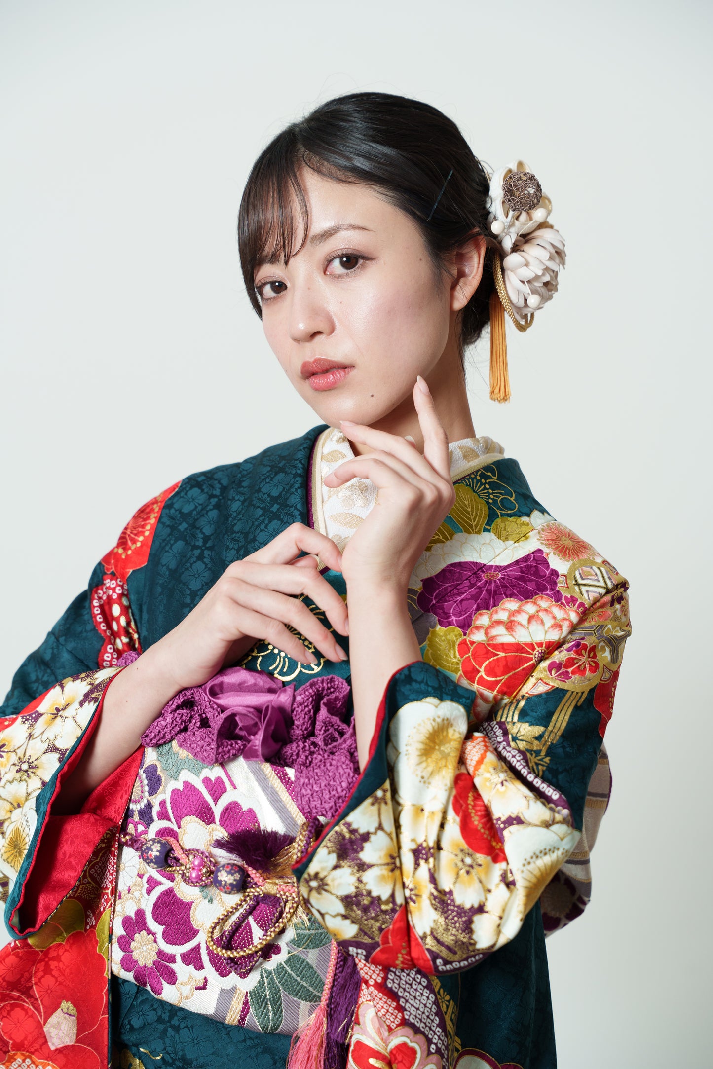 青緑地　菊　正絹振袖【899】