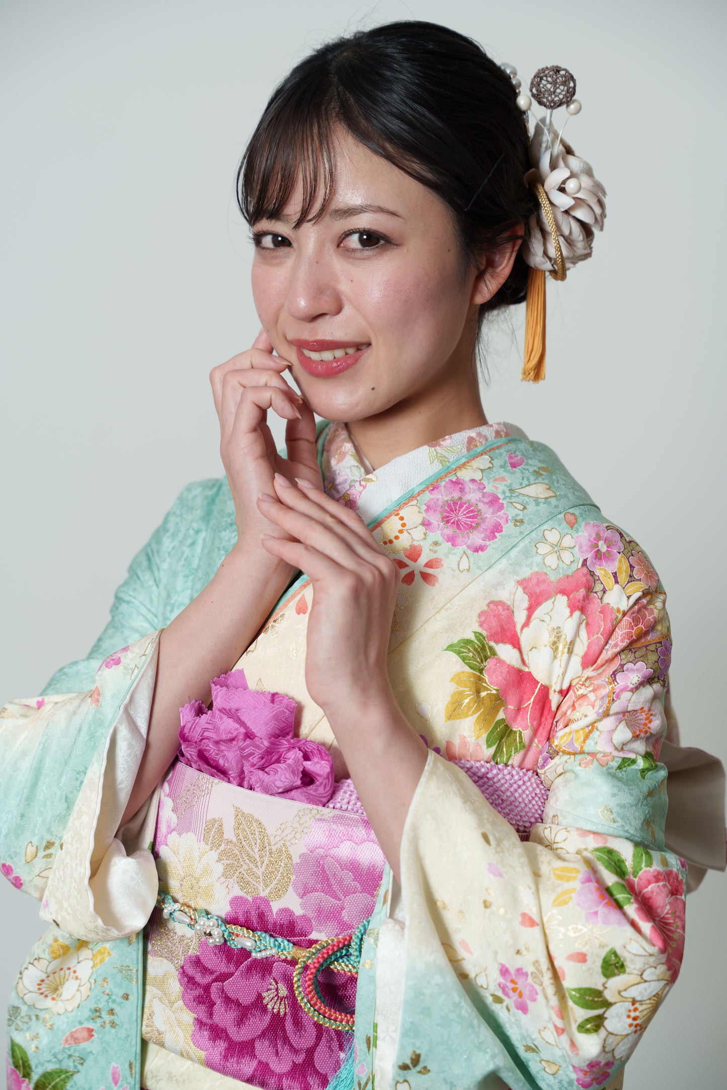 ミントグリーン　牡丹　正絹振袖【908】