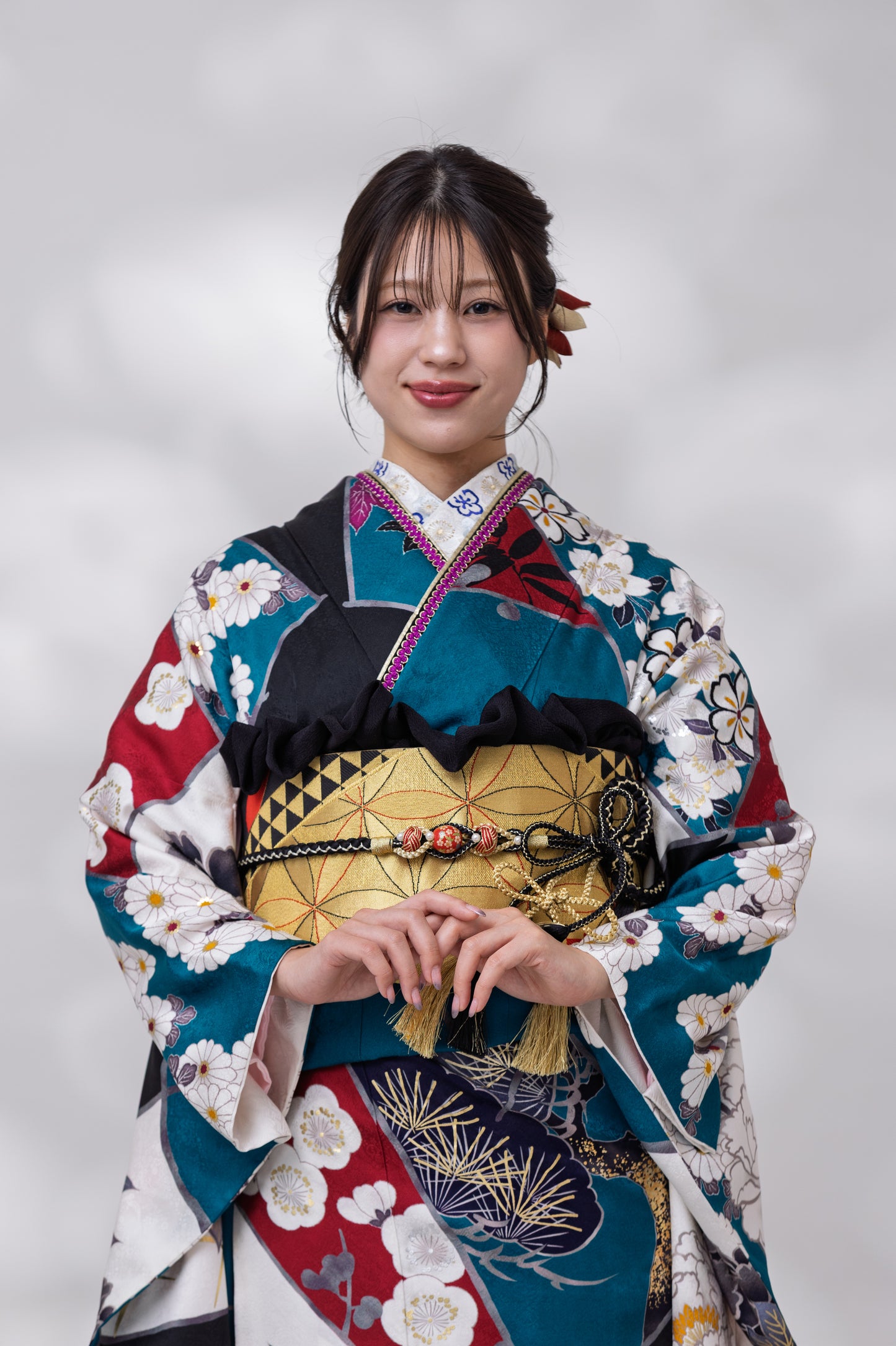 黒白青染め分け　白牡丹現代　正絹振袖【943】