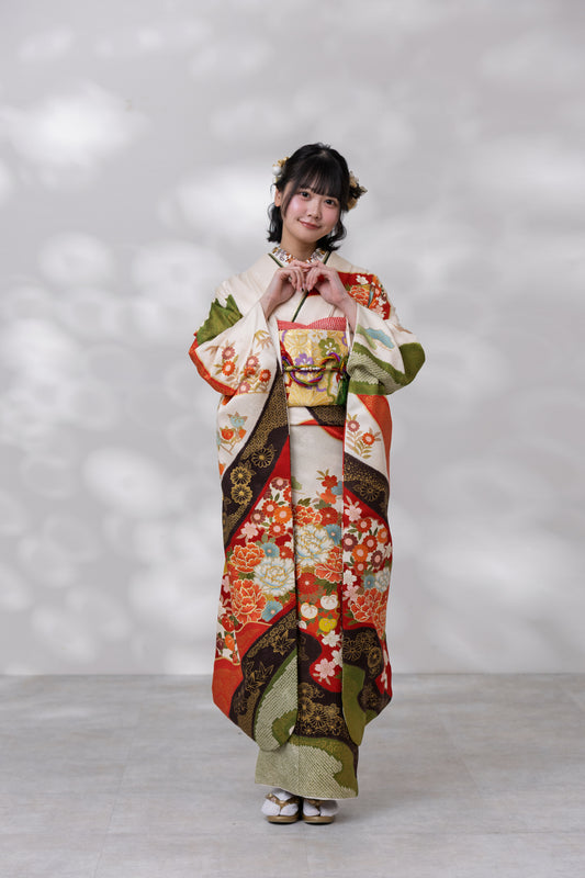 白地　牡丹・手書き　正絹振袖　幅広【942】