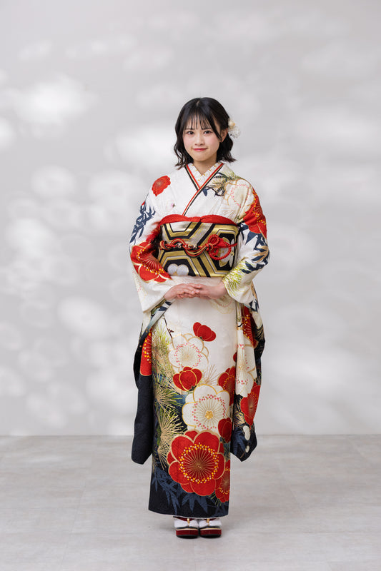 白地　黒ぼかし　赤梅　正絹振袖【927】