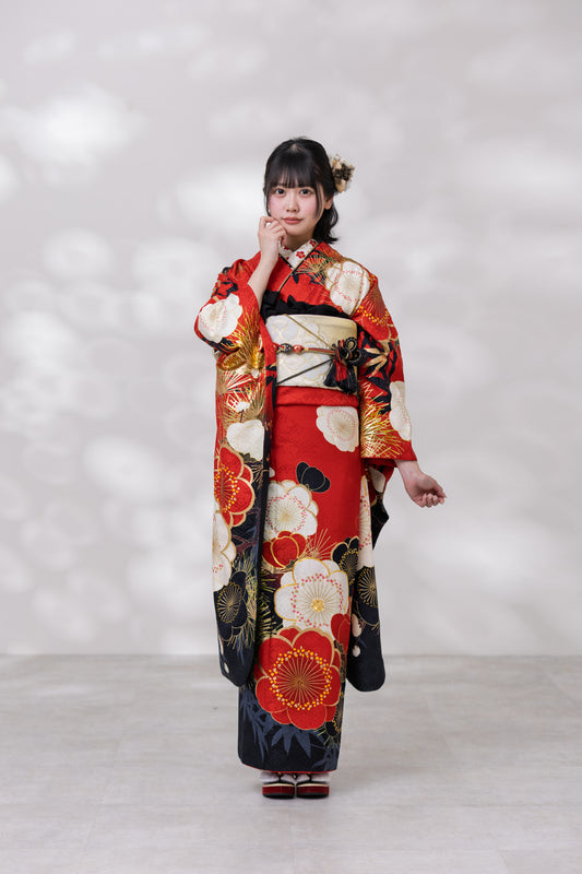 赤地　白赤梅　正絹振袖【932】