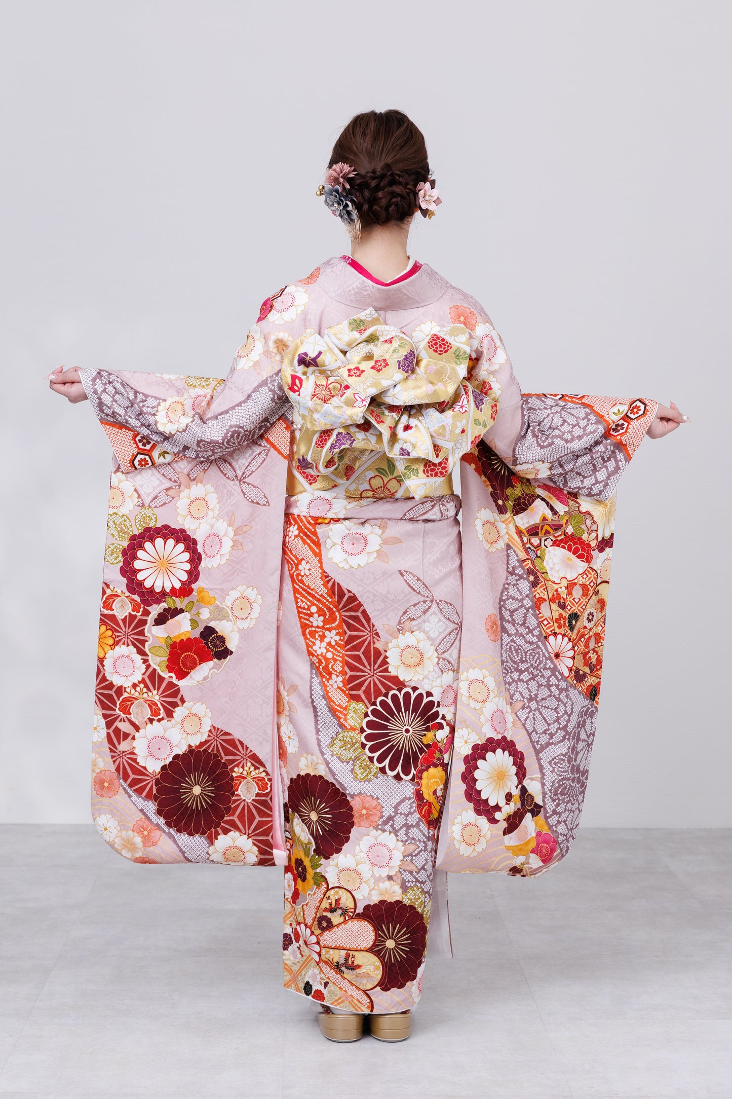 くすみピンク　丸菊　古典　正絹振袖【830】