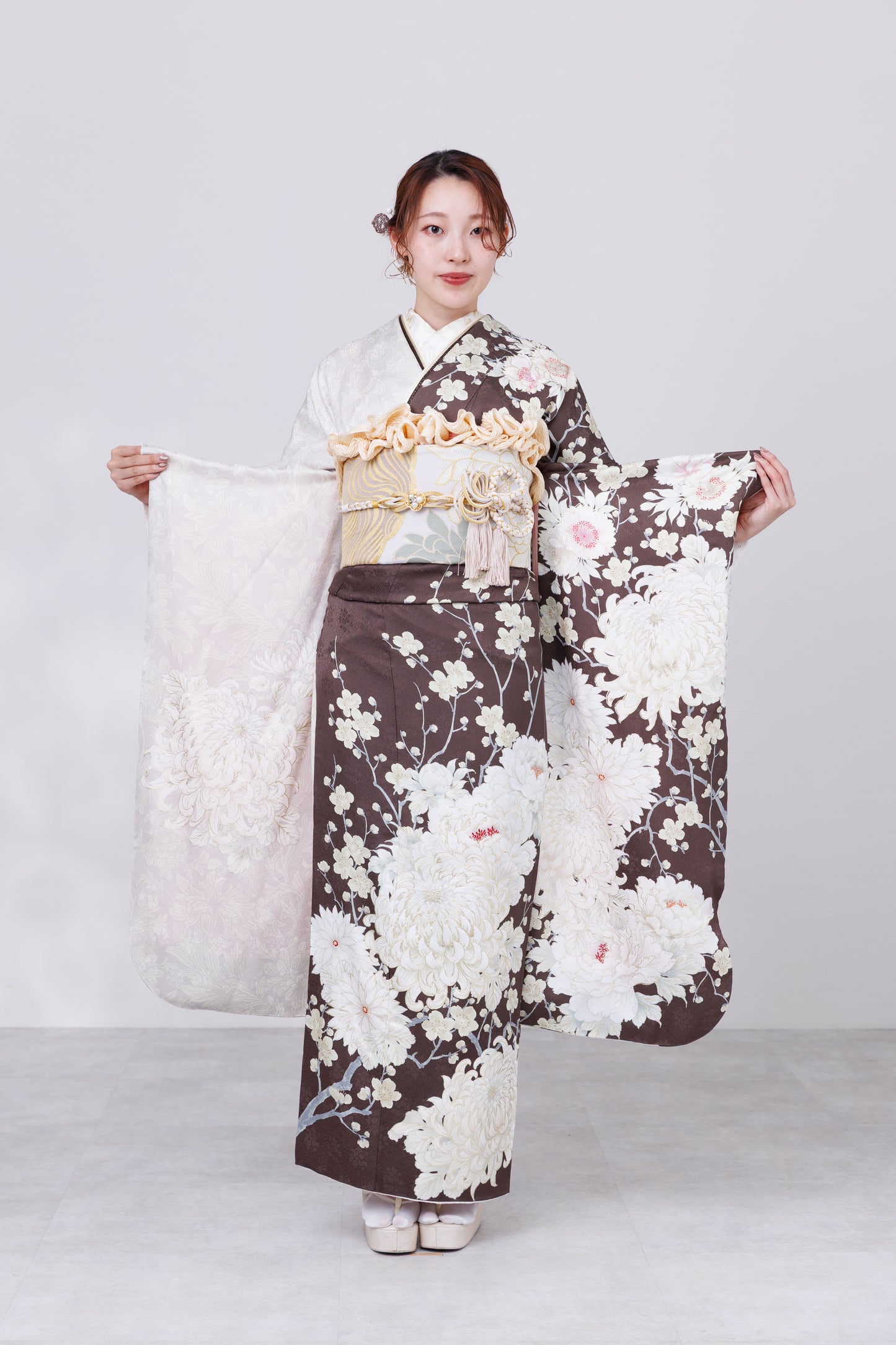 ブラウン　乱菊　牡丹　正絹振袖【804】