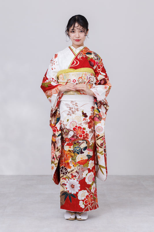 赤白　菊・梅・牡丹　正絹振袖【818】