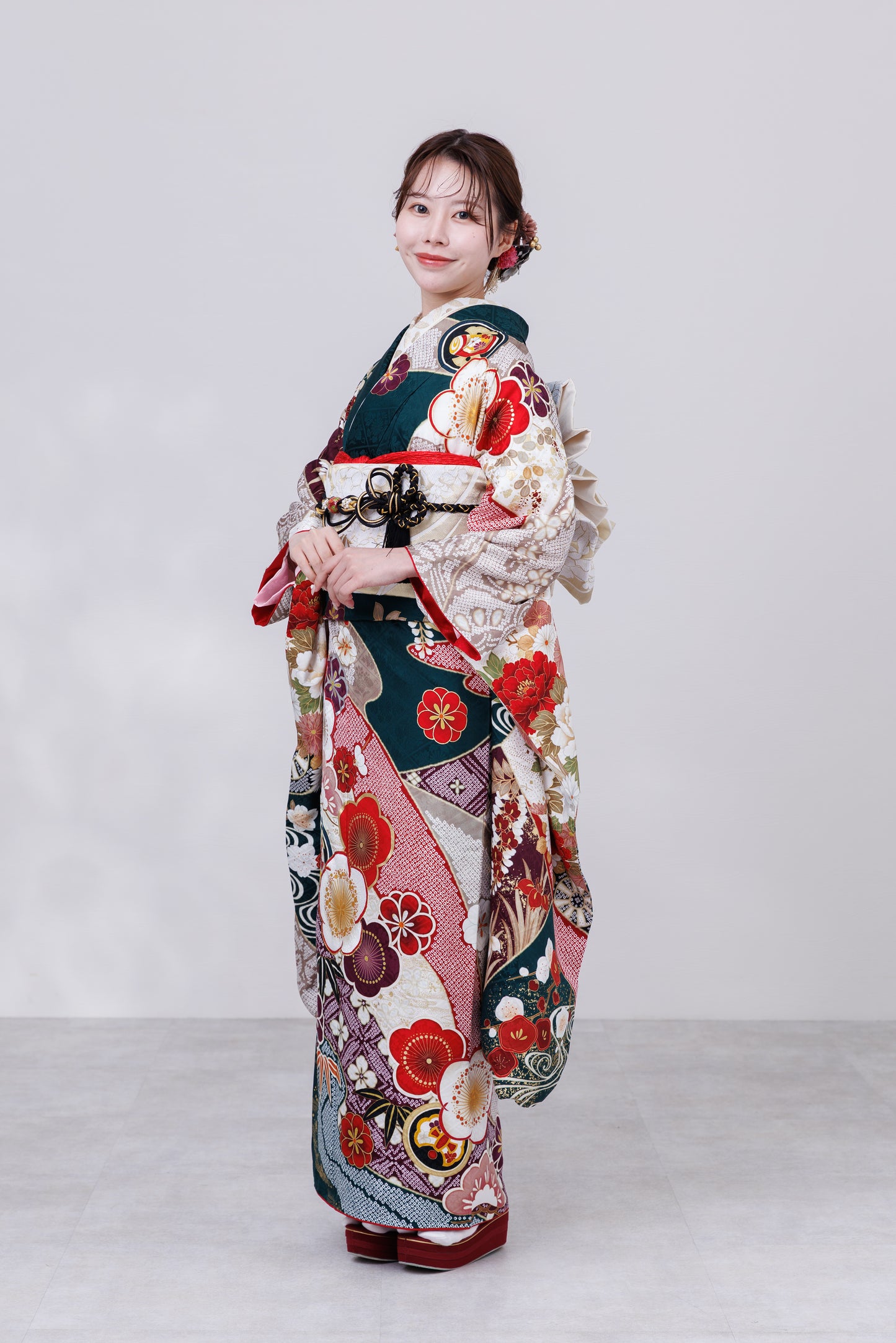 緑地　梅・松　鹿の子柄　正絹振袖【841】