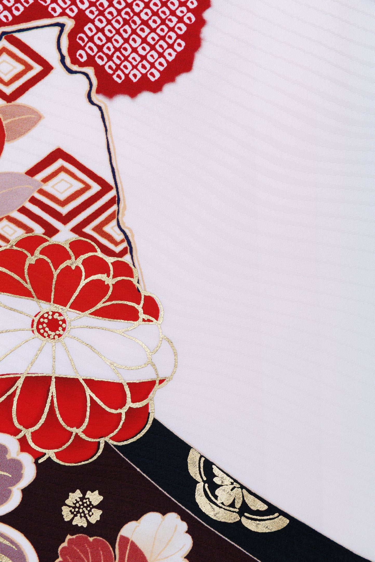 白地　鴛鴦　古典柄　正絹振袖【846】