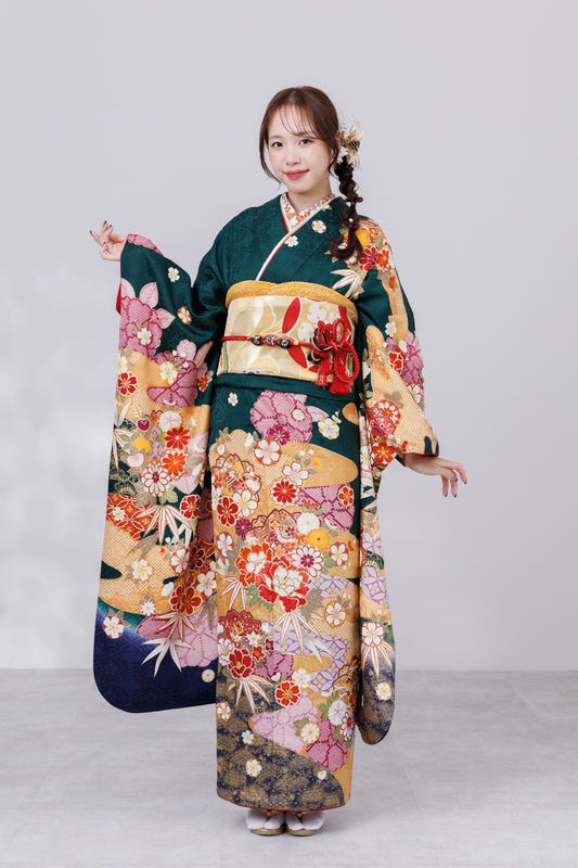 緑地　牡丹・桜・菊　正絹振袖【812】