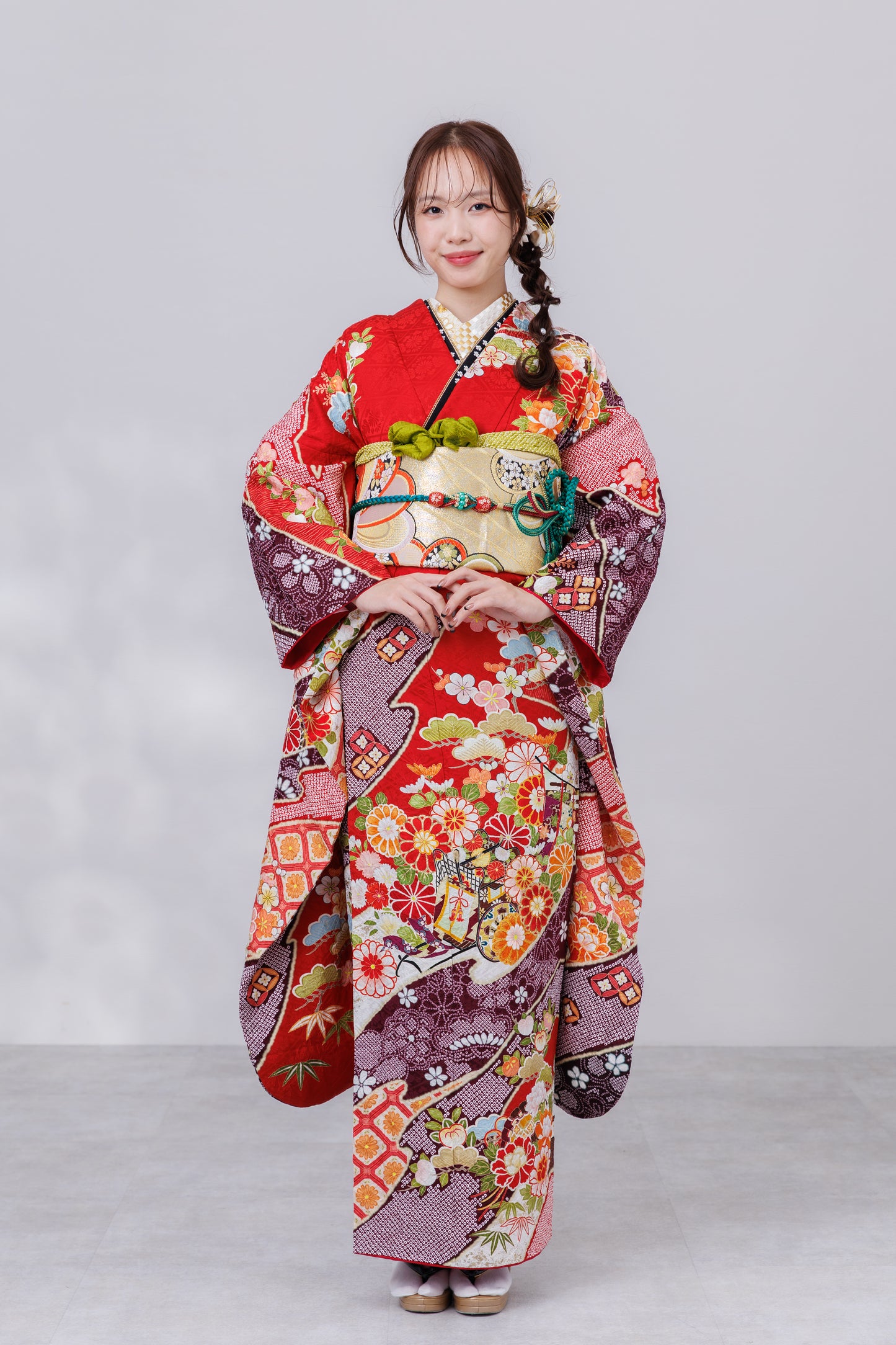 赤地　菊・御所車　絞り【825】