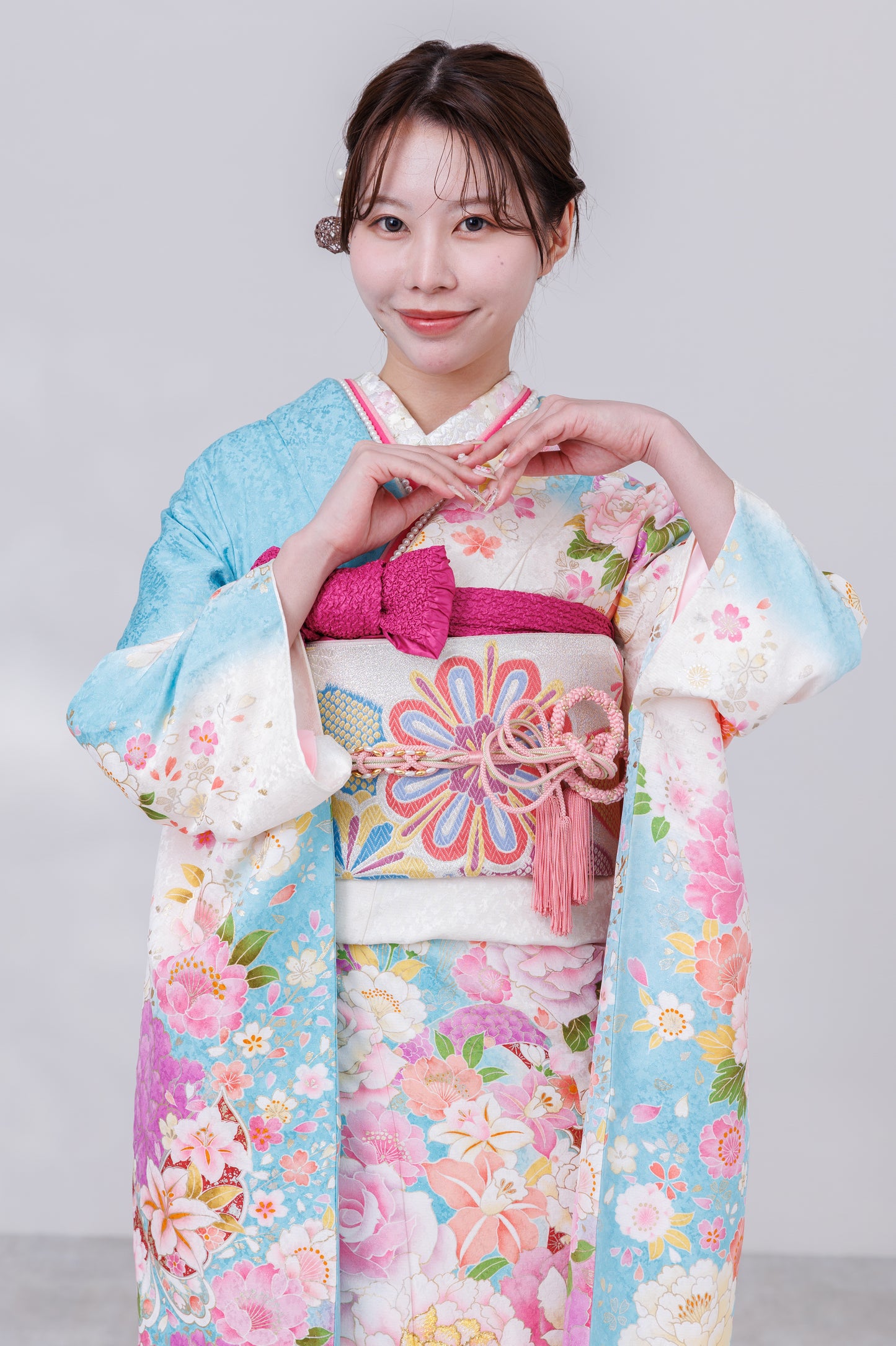 白地　薔薇・桜　正絹振袖【839】