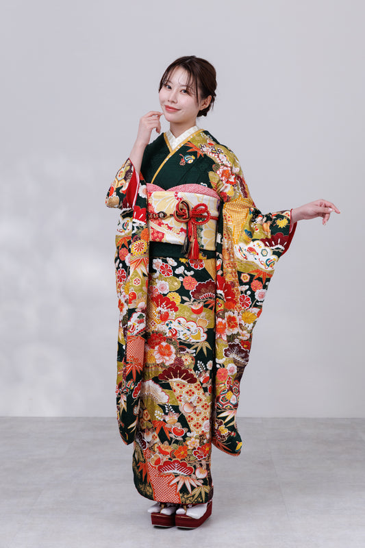 緑地　牡丹・松・椿　しぼり　正絹振袖【813】