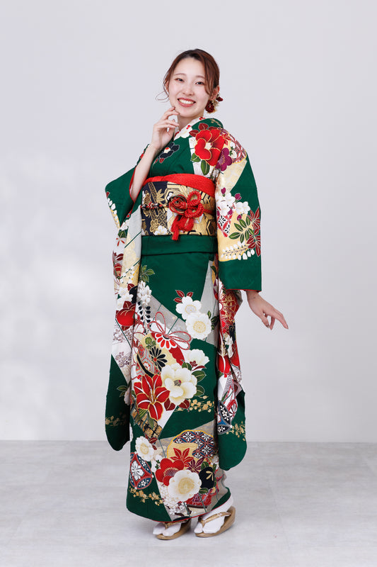 緑地　赤菊・白椿　鞠　正絹振袖【850】