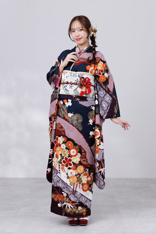紺地　丸菊・ねじり梅　正絹振袖【821】