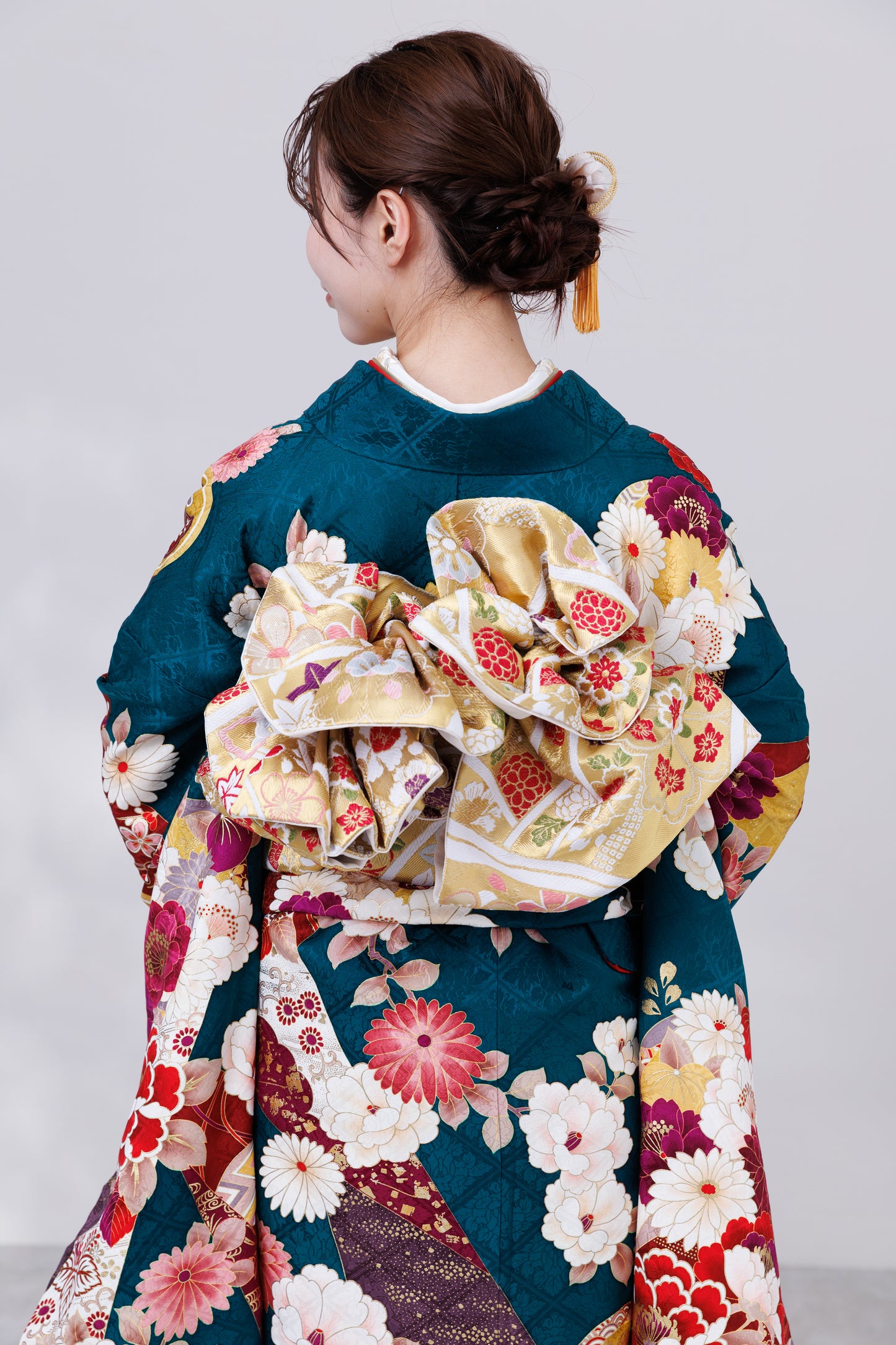 緑地　赤白牡丹・桜　正絹振袖【820】