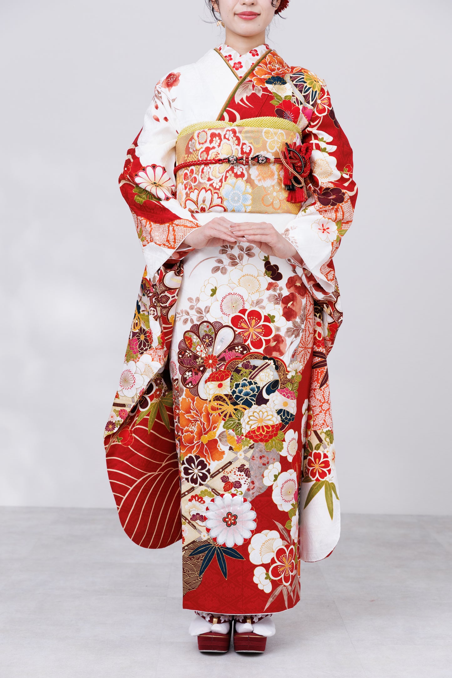 赤白　菊・梅　古典　正絹振袖【852】