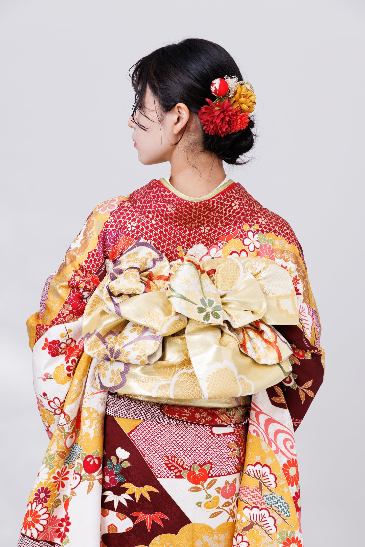 エンジ　桜・菊・牡丹　小花柄古典　正絹振袖【809】