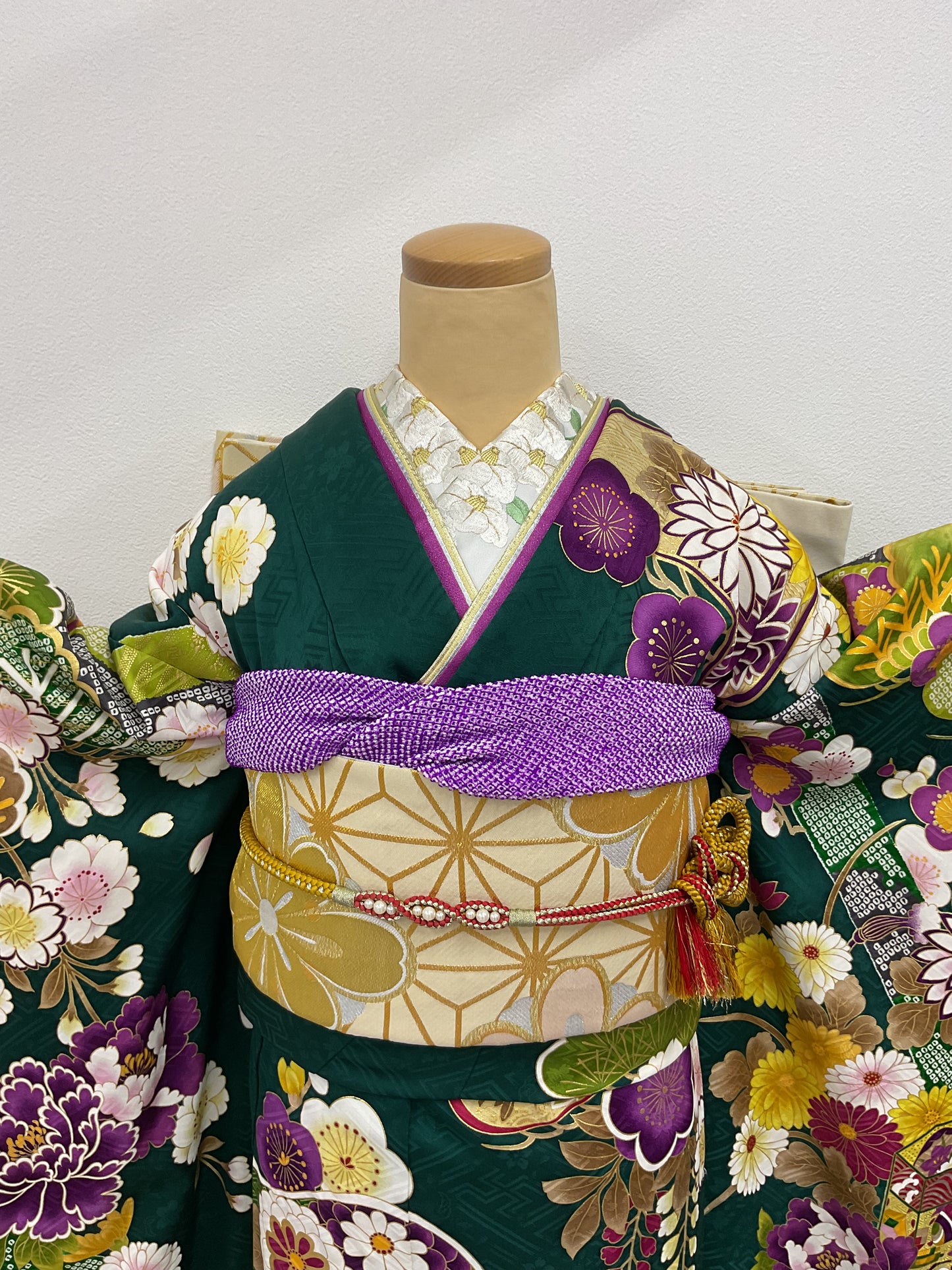 緑地　牡丹　菊　桜　正絹振袖【1044】