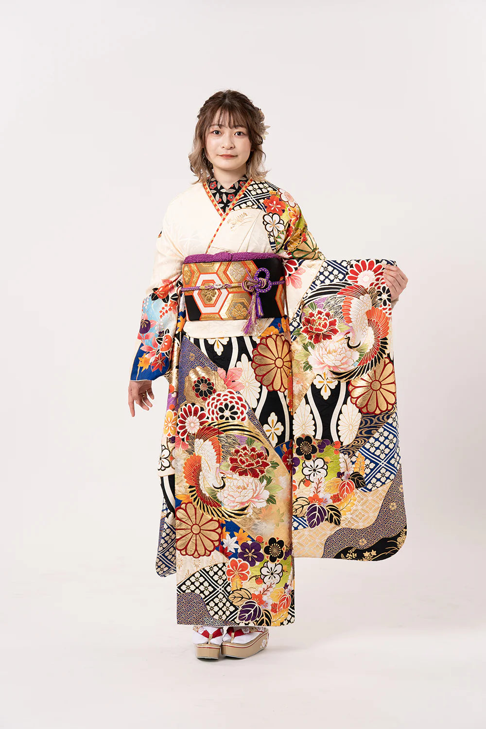 【アンティーク着物】リメイク　鯉柄 クリーム色 半袖 アンティーク着物】リメイク 鯉柄 クリーム色 半袖